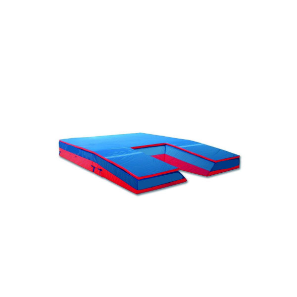 Meeting pole vault landing system
