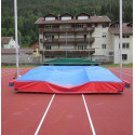 Meeting double-front pole vault landing system
